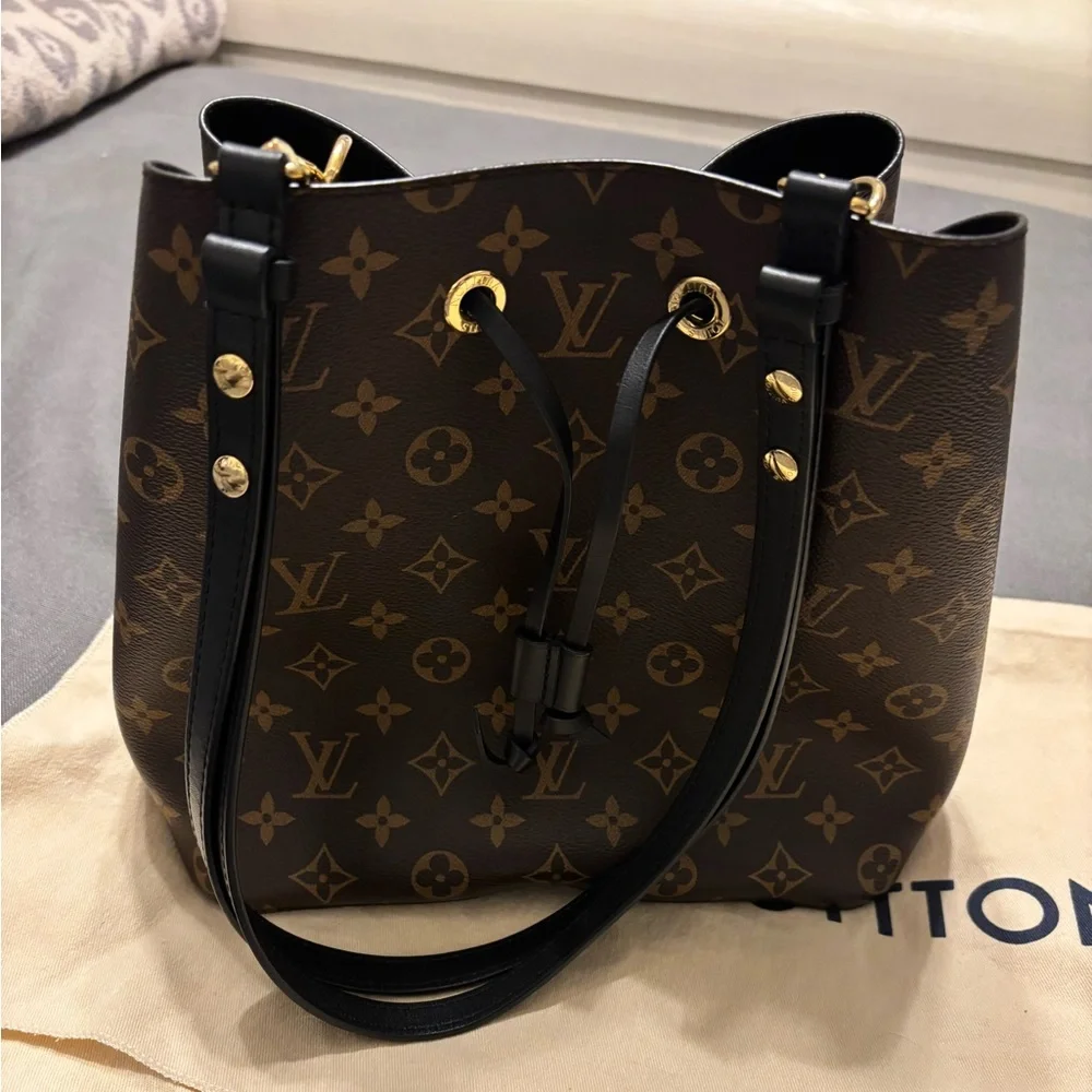 Louis Vuitton NéoNoé MM bag - Picture 2 of 13